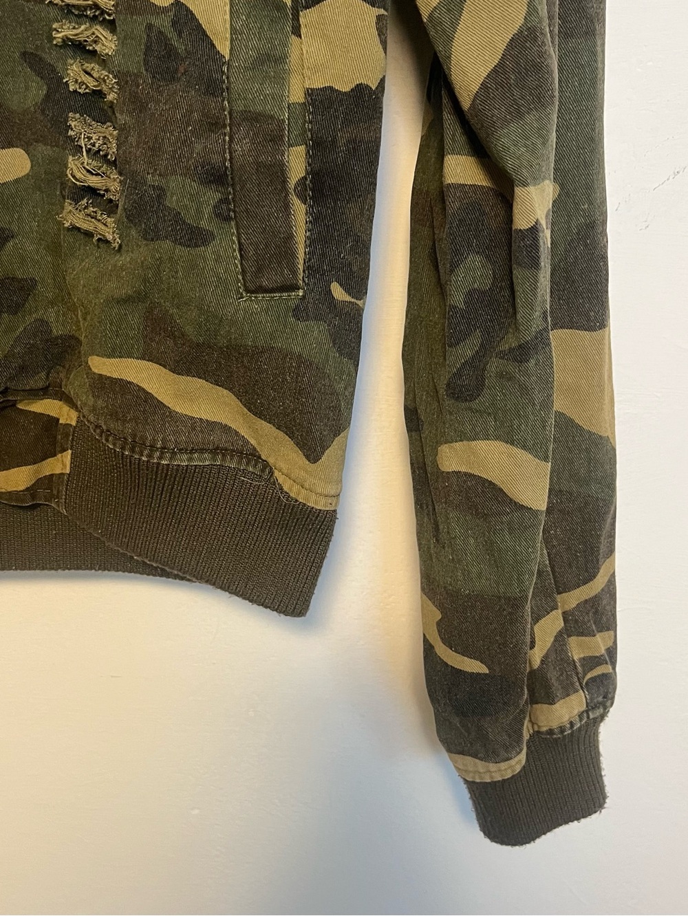 FASHION NOVA Camo Distressed Bomber Jacket - Size XS - - Picture 10 of 15
